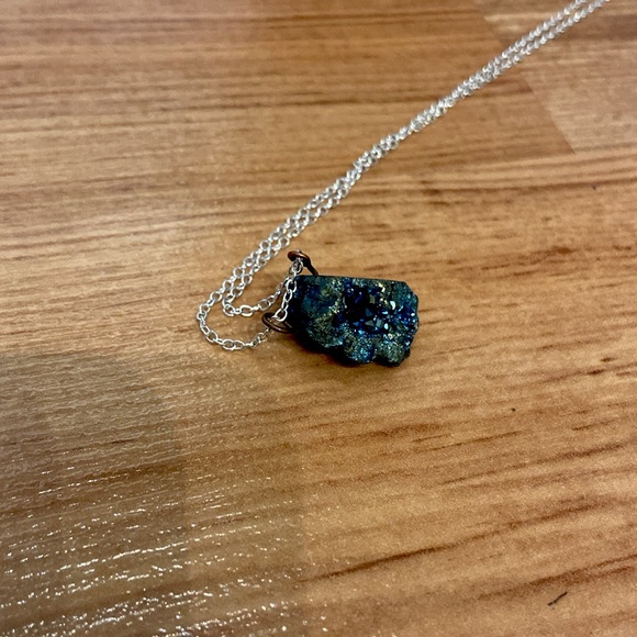 Druzy crystals and rock pendants lot - 6 items! - Picture 12 of 12